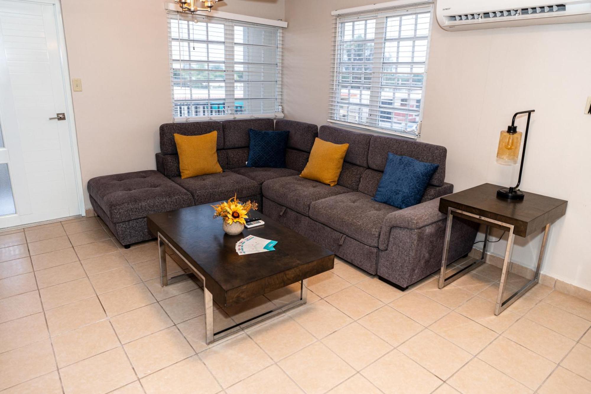 Luxury Retreat With Private Jacuzzi And Mountain Views Free Parking Apartman Ponce Kültér fotó