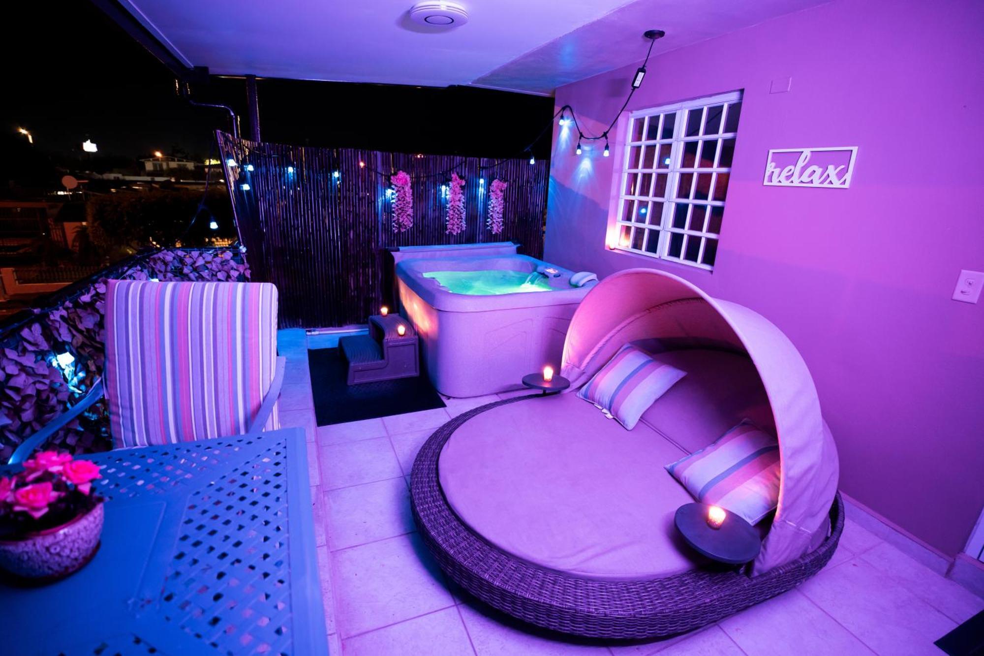 Luxury Retreat With Private Jacuzzi And Mountain Views Free Parking Apartman Ponce Kültér fotó